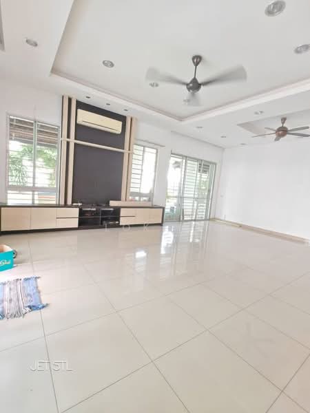 Semi-Detached House for Sale in Setia Damai (Setia Alam) - Loke . - Living Room - PropertyGuru.com.my