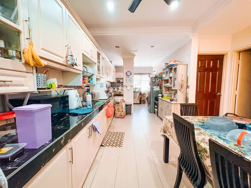 2-storey Terraced House for Sale in Alam Damai (Cheras) - Fatin Ismail - Kitchen - PropertyGuru.com.my