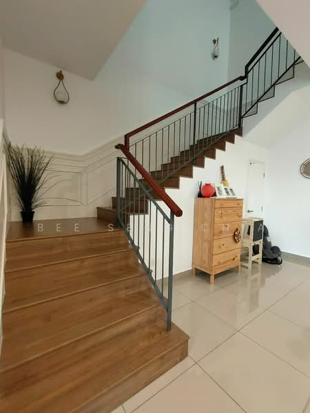 Rumah Teres 2-Tingkat untuk Dijual di Banting (Selangor) - Adam Chia - Entrance - PropertyGuru.com.my