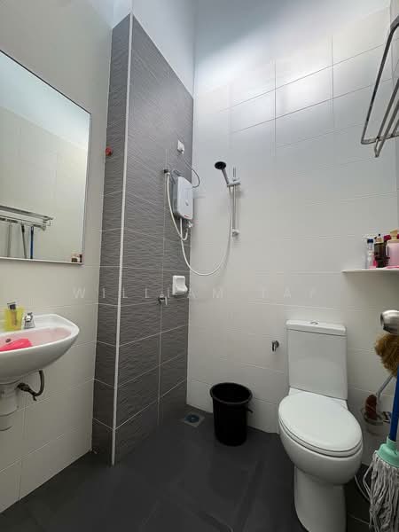 2-storey Terraced House for Sale in Setia Eco Cascadia (Tebrau) - William Tay - Bathroom - PropertyGuru.com.my