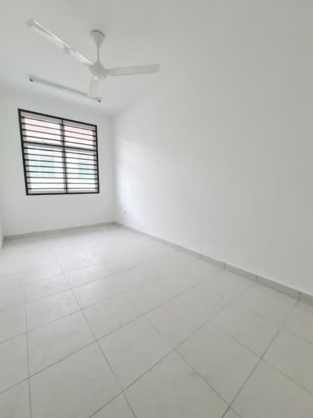 Rumah Teres 2-Tingkat untuk Dijual di Pulai Mutiara (Gelang Patah) - Leo SK - PropertyGuru.com.my