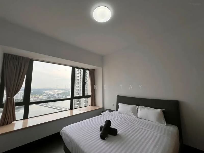 Kondominium untuk Dijual di Kings Bay @ Country Garden Danga Bay - Eugene Tay - Bedroom - PropertyGuru.com.my