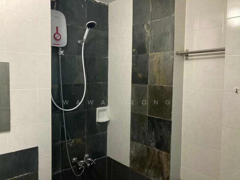 Kediaman Servis untuk Disewa di Ritze Perdana 1 - Wawa Leong - Bathroom - PropertyGuru.com.my