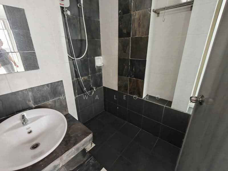 Service Residence for Rent at Ritze Perdana 1 - Wawa Leong - Bathroom - PropertyGuru.com.my