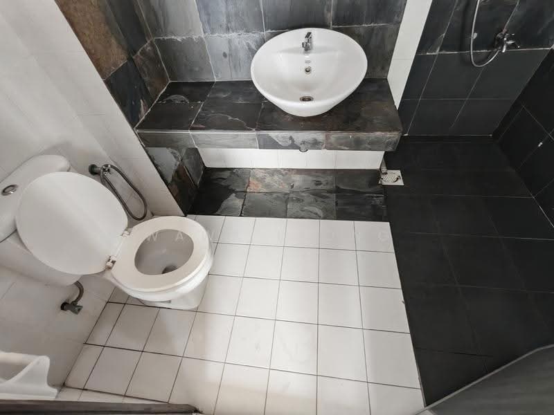 Service Residence for Rent at Ritze Perdana 1 - Wawa Leong - Bathroom - PropertyGuru.com.my
