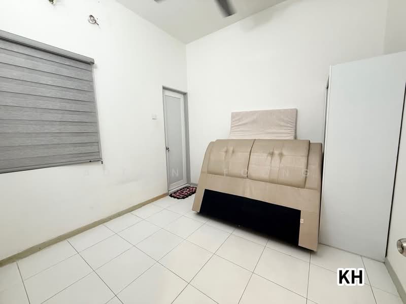 Terraced House for Sale in Bandar Botanic (Klang) - Adeline Foong - Bedroom - PropertyGuru.com.my