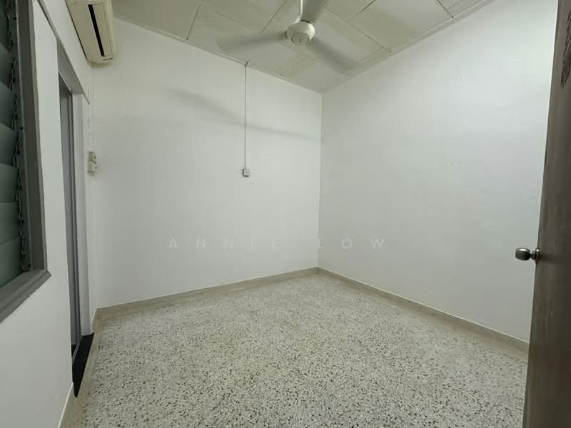 Rumah Teres 1-Tingkat untuk Disewa di Taman Pelangi (Johor Bahru) - Annie Low - Interior - PropertyGuru.com.my