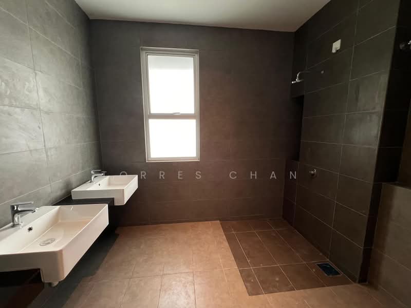 Rumah Teres untuk Dijual di Shah Alam (Selangor) - Torres Chan - Bathroom - PropertyGuru.com.my