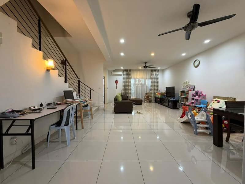 Rumah Teres 2-Tingkat untuk Dijual di Taman Nusa Idaman (Iskandar Puteri (Nusajaya)) - Leo SK - PropertyGuru.com.my