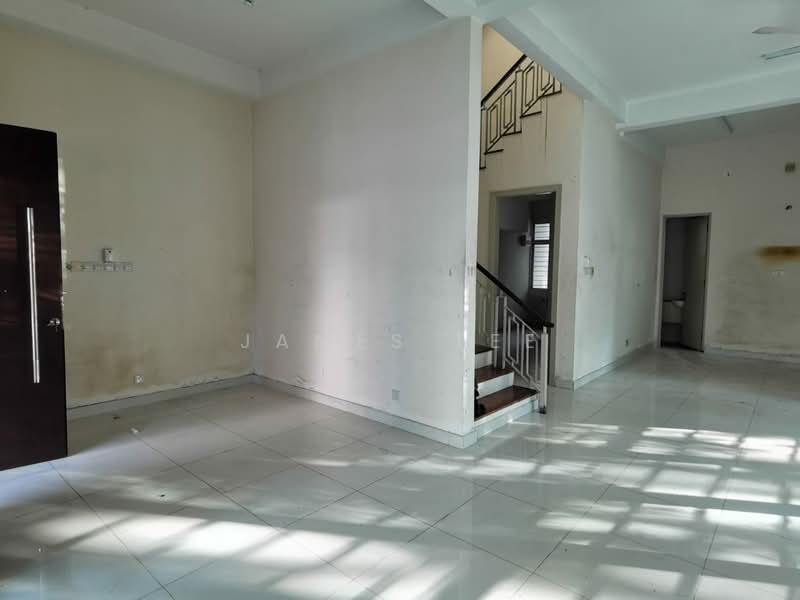 Rumah Berkembar untuk Dijual di Areca Rimbunan (Kepong) - James Lee - Living Room - PropertyGuru.com.my