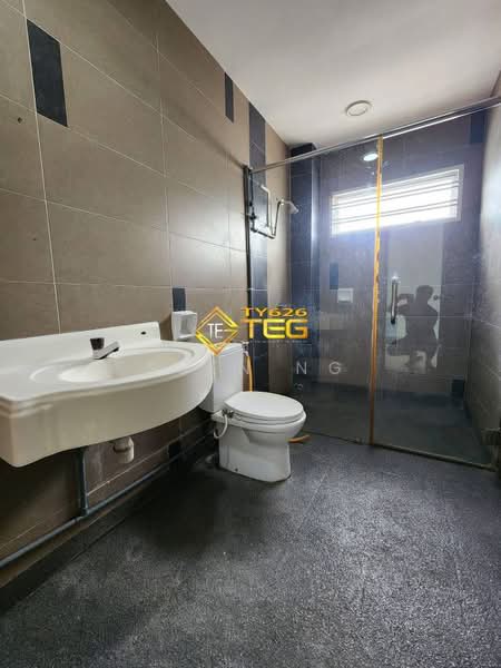 Rumah Teres untuk Dijual di Bandar Puteri Klang (Klang) - Suen Ng - Bathroom - PropertyGuru.com.my