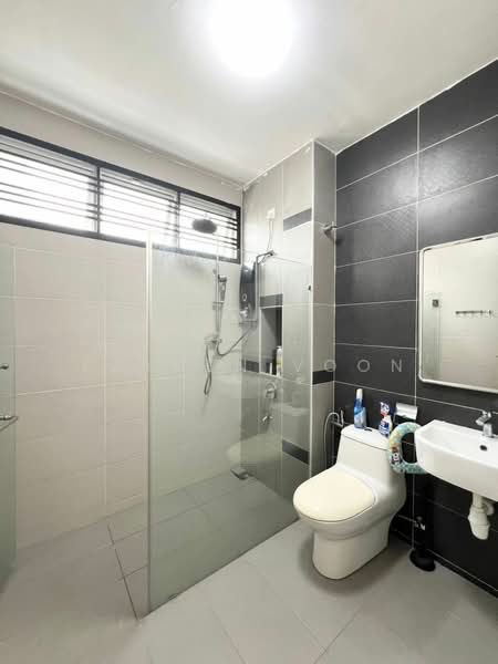 Rumah Kluster untuk Dijual di Kempas (Johor Bahru) - Kayden Voon - Bathroom - PropertyGuru.com.my