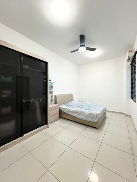 Rumah Kluster untuk Dijual di Kempas (Johor Bahru) - Kayden Voon - Bedroom - PropertyGuru.com.my