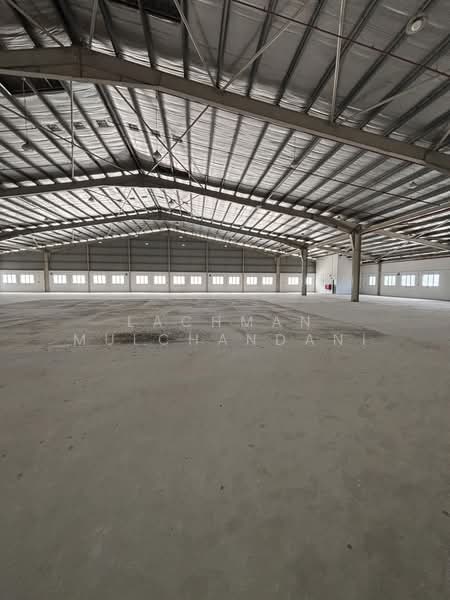 Warehouse for Rent in Glenmarie (Selangor) - Lachman Mulchandani - PropertyGuru.com.my