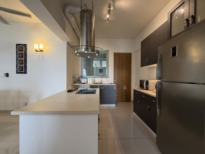Kondominium untuk Disewa di Surin Condominium - Lewis Kam - Kitchen - PropertyGuru.com.my