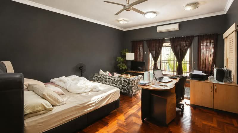 2-storey Terraced House for Sale in Putra Heights (Subang Jaya) - Farah Aze - Bedroom - PropertyGuru.com.my