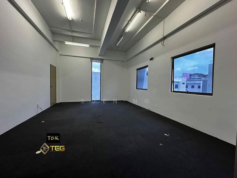 Shop / Office for Sale in Klang (Selangor) - Suen Ng - Interior - PropertyGuru.com.my