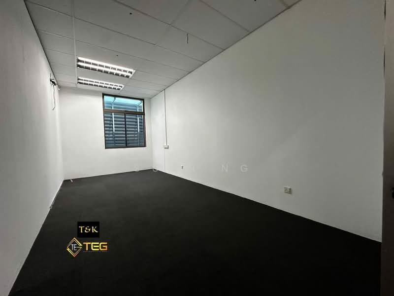 Shop / Office for Sale in Klang (Selangor) - Suen Ng - Interior - PropertyGuru.com.my