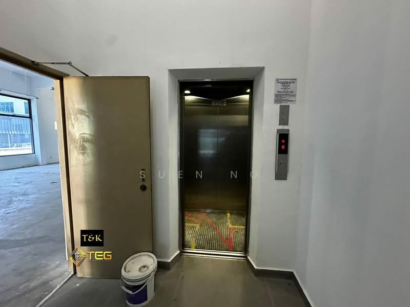 Shop / Office for Sale in Klang (Selangor) - Suen Ng - Entrance - PropertyGuru.com.my