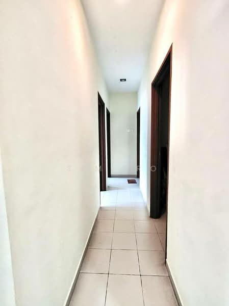 Apartment for Sale at Lake View Suites - Sam Bro - Corridor - PropertyGuru.com.my