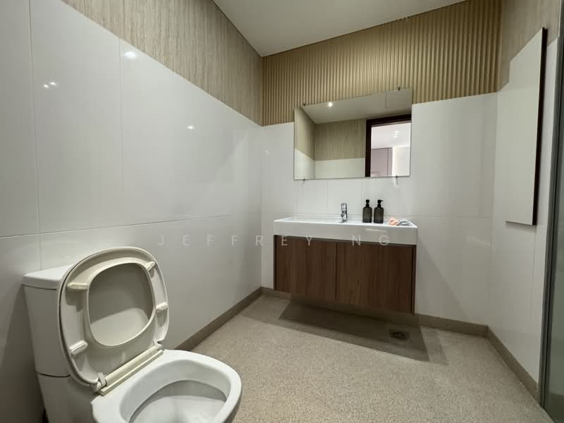 Condominium for Sale at Iringan Hijau - Jeffrey Ng - Bathroom - PropertyGuru.com.my