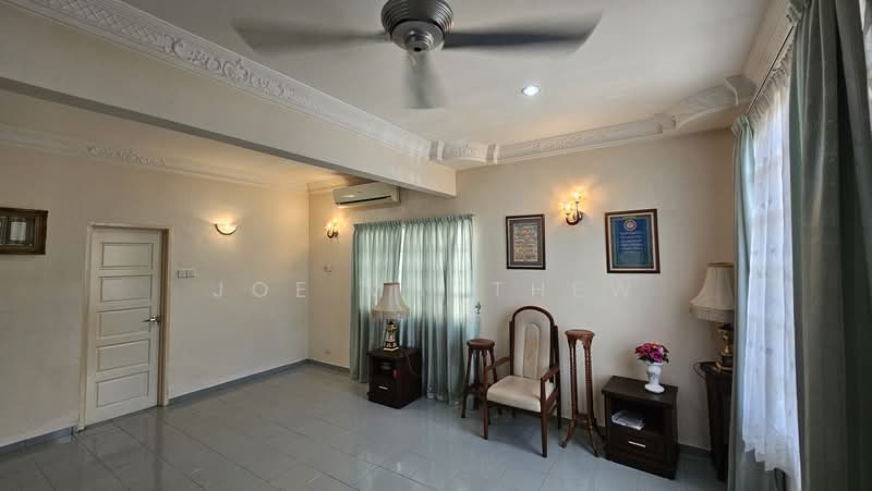 Bungalow House untuk Dijual di Kasturi Heights (Nilai) - Joe Matthew - Living Room - PropertyGuru.com.my