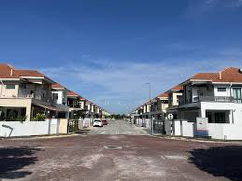 Vila Berkembar untuk Dijual di Banting (Selangor) - Fifi Natasya - Exterior - PropertyGuru.com.my