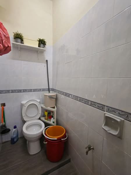 2-storey Terraced House for Sale in Taman Desa Tebrau (Tebrau) - William Tay - Bathroom - PropertyGuru.com.my