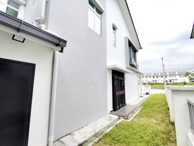Cluster House for Sale in Taman Pulai Mutiara (Iskandar Puteri (Nusajaya)) - Ida Aziz - Exterior - PropertyGuru.com.my
