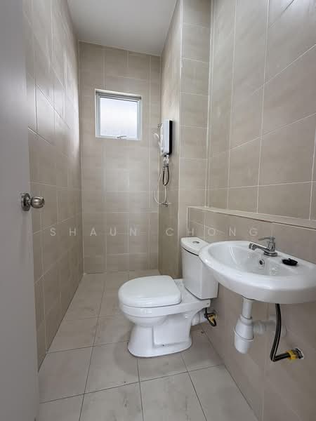 Kondominium untuk Disewa di Residensi Begonia - Shaun Chong - Bathroom - PropertyGuru.com.my