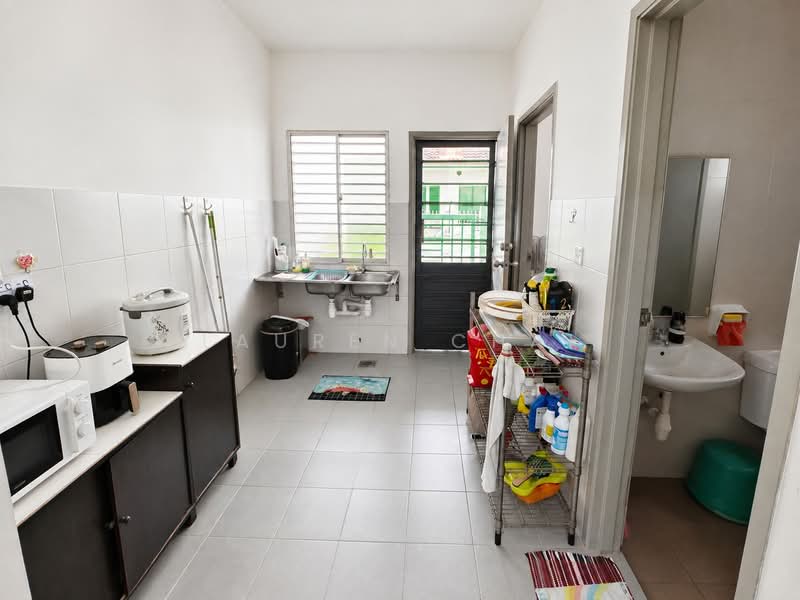 2-storey Terraced House for Sale in Taman Nusa Idaman (Iskandar Puteri (Nusajaya)) - Lauren Chai - Kitchen - PropertyGuru.com.my