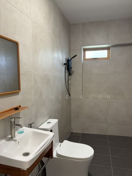 Rumah Teres 1-Tingkat untuk Dijual di Tanjung Tokong (Penang) - Queenie Goon - Bathroom - PropertyGuru.com.my