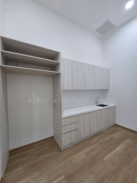 Retail Office for Rent in SS 21, Damansara Utama (Petaling Jaya) - Bryan Liew - Kitchen - PropertyGuru.com.my
