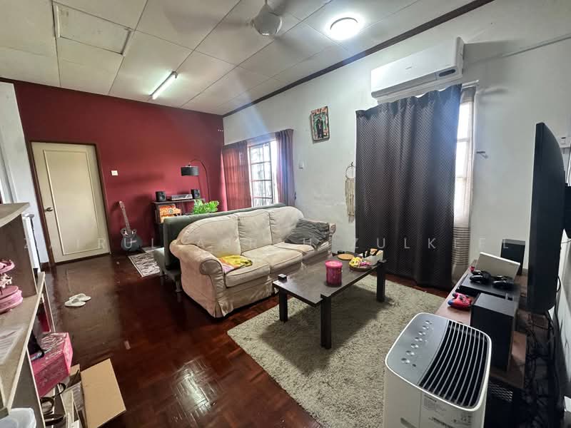 Rumah Teres 2-Tingkat untuk Dijual di Ara Damansara (Selangor) - Zairul Asrah Zulkefli - Living Room - PropertyGuru.com.my