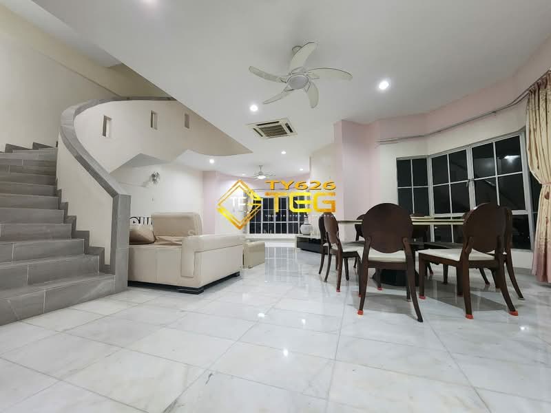 Kondominium untuk Dijual di Regency Condominium - Suen Ng - Living Room - PropertyGuru.com.my