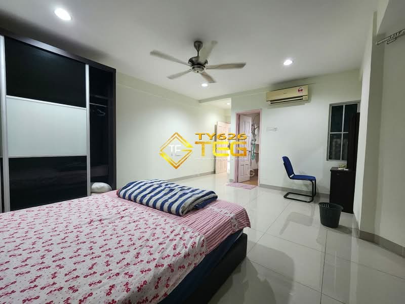 Kondominium untuk Dijual di Regency Condominium - Suen Ng - Bedroom - PropertyGuru.com.my