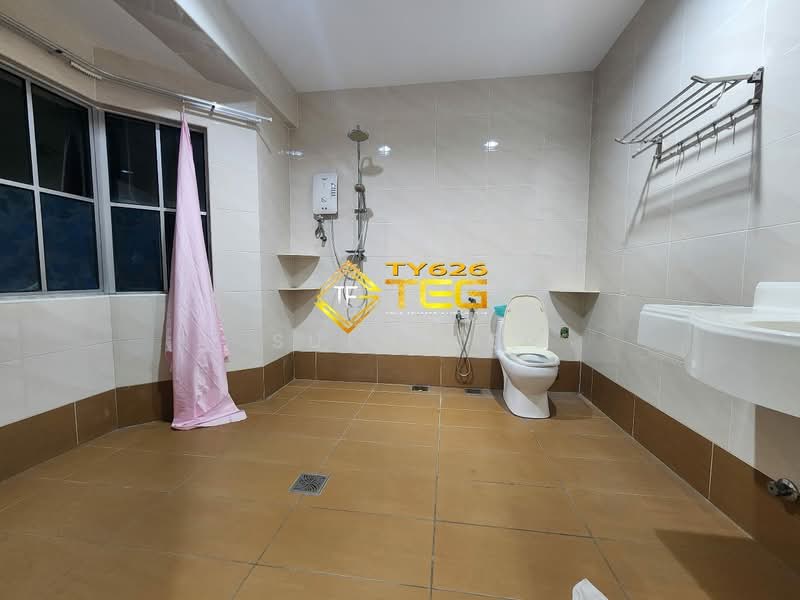 Kondominium untuk Dijual di Regency Condominium - Suen Ng - Bathroom - PropertyGuru.com.my