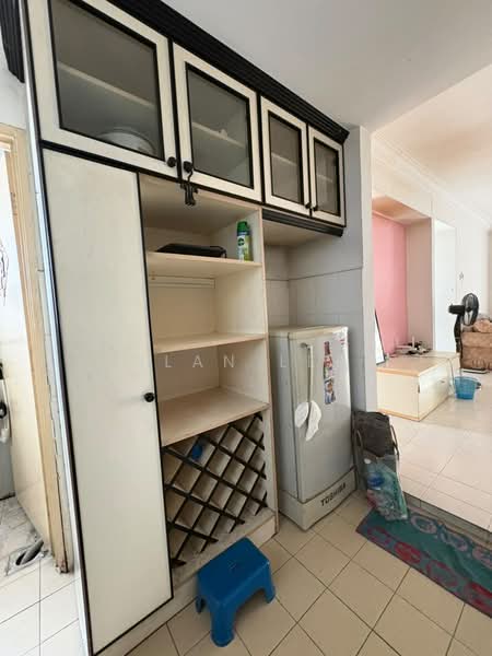 Kondominium untuk Dijual di Warisan City View - Alan Lee - Kitchen - PropertyGuru.com.my