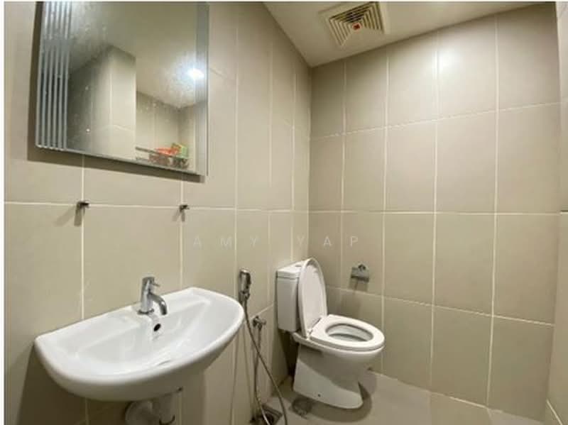 Kediaman Servis untuk Disewa di Res 280 - Amy Yap - Bathroom - PropertyGuru.com.my