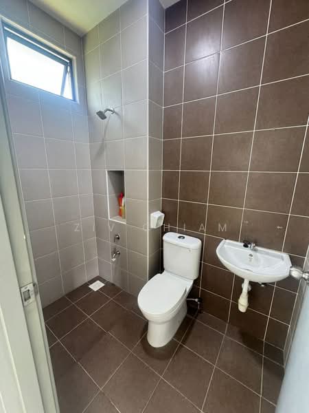 2-storey Terraced House for Rent in Johor Bahru (Johor) - Ziv Chiam - Bathroom - PropertyGuru.com.my