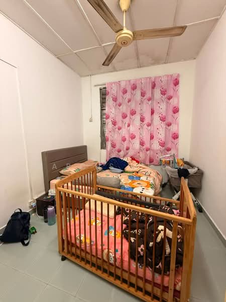 1-storey Terraced House for Sale in Taman Angsamas (Rasah) - Marcus Yeow - Bedroom - PropertyGuru.com.my