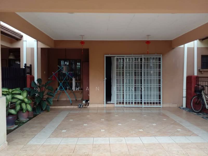 2-storey Terraced House for Sale in Jalan Rabung @ Bukit Jelutong, Shah Alam (Shah Alam) - Ethan Ting - Exterior - PropertyGuru.com.my
