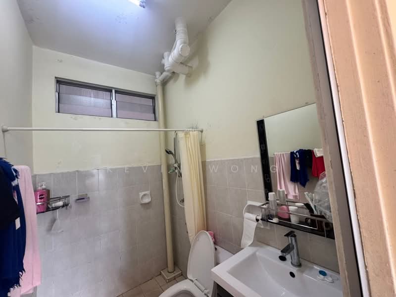 Pangsapuri untuk Dijual di Lake View Suites - Kevin Wong - PropertyGuru.com.my
