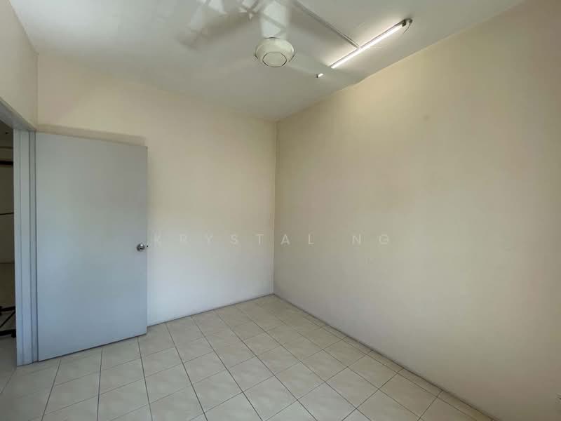 Pangsapuri untuk Dijual di Pangsapuri Mayang (Puncak Jalil) - Krystal Ng - Interior - PropertyGuru.com.my
