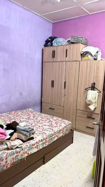 1.5-storey Terraced House for Sale in Taman Molek (Johor Bahru) - Daniel Yong - Bedroom - PropertyGuru.com.my