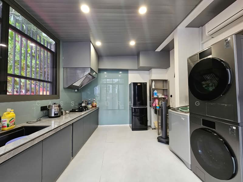 Semi-Detached House for Sale in Desa Parkcity (Kuala Lumpur) - Cassandra Thong - Kitchen - PropertyGuru.com.my