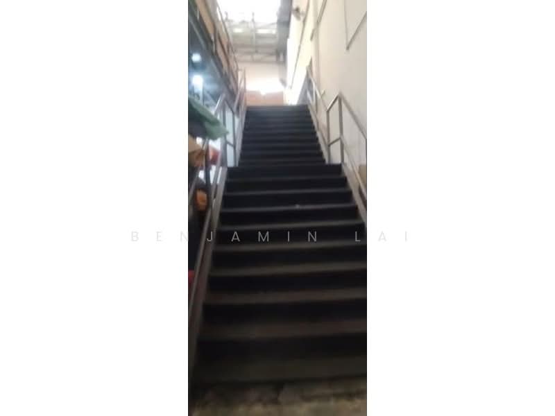 Kilang Berkembar untuk Dijual di Beranang (Selangor) - Benjamin Lai - Corridor - PropertyGuru.com.my