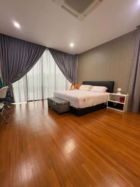 Bungalow House for Sale in Senibong Cove (Masai) - Javenthan Ng - Bedroom - PropertyGuru.com.my