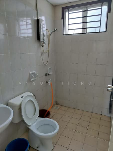 Service Residence for Sale at Nusa Perdana Apartment - Anson Hiong - Bathroom - PropertyGuru.com.my