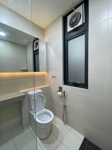 Kediaman Servis untuk Disewa di 8Scape Residence @ Sutera - Cora Loh - Bathroom - PropertyGuru.com.my